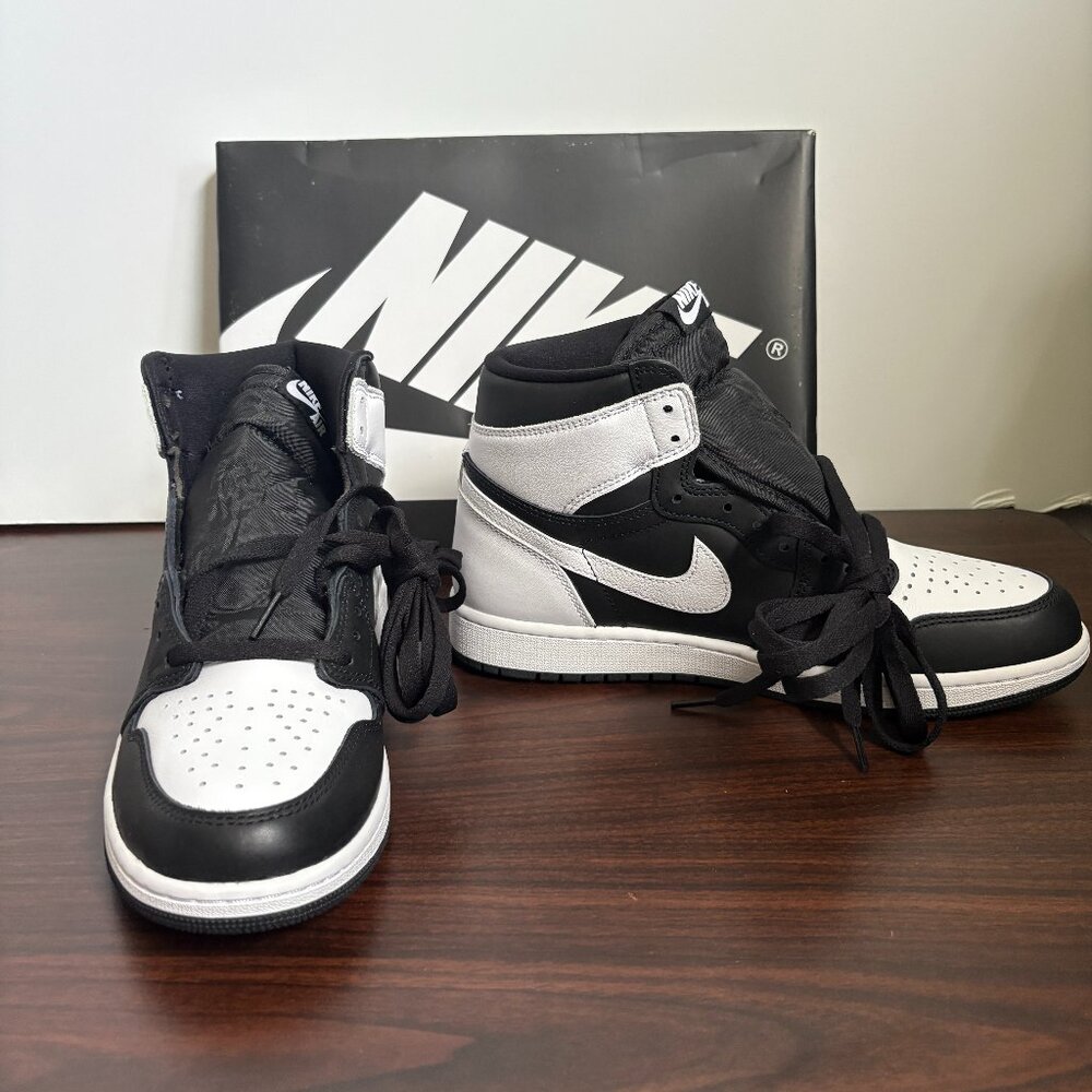 Nike Air Jordan 1 Retro High OG Shoes Mens Size 9.5 Black White DZ5485-010 New